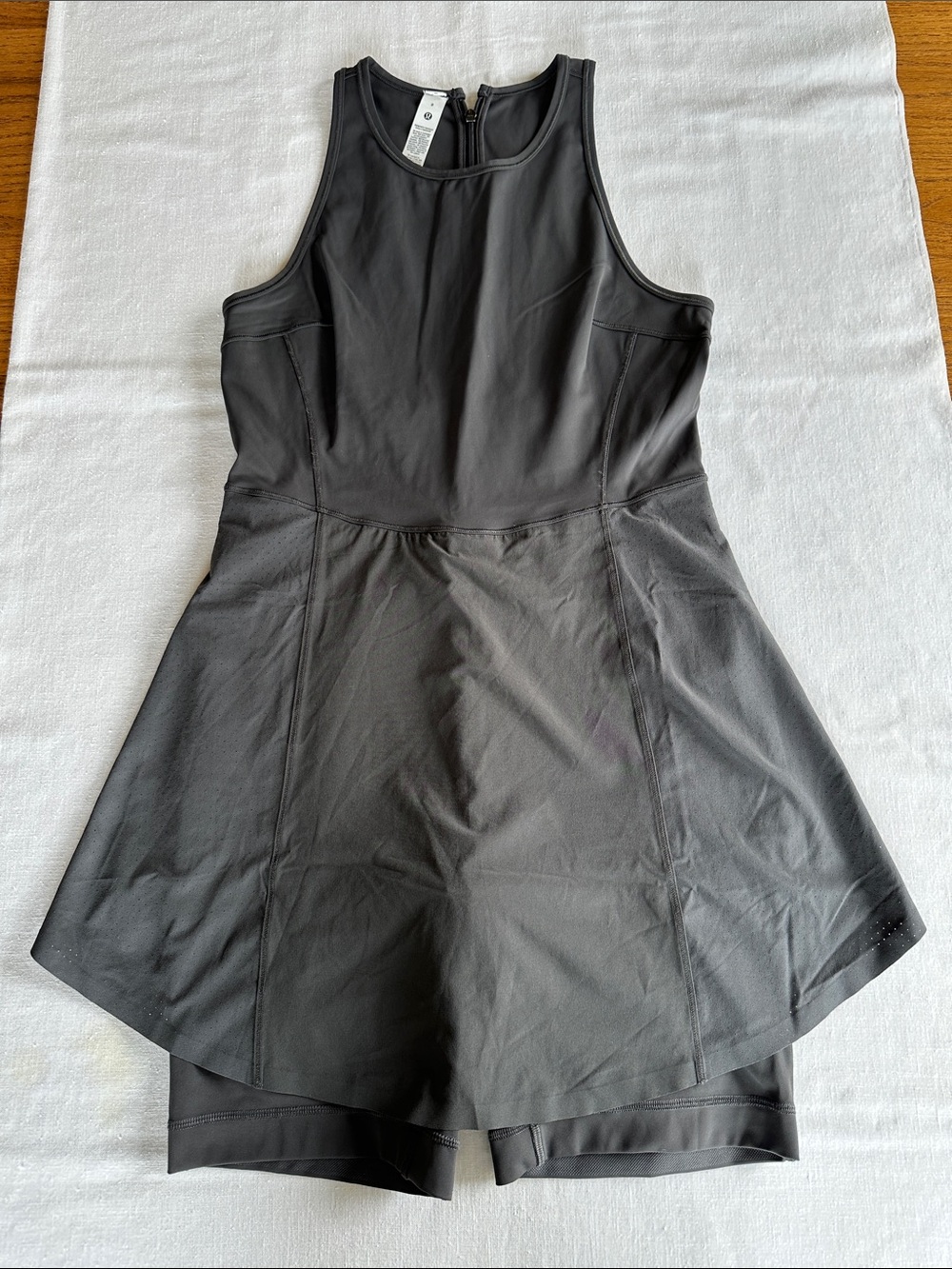 Lululemon Nulux Running Dress 8 Graphite Grey